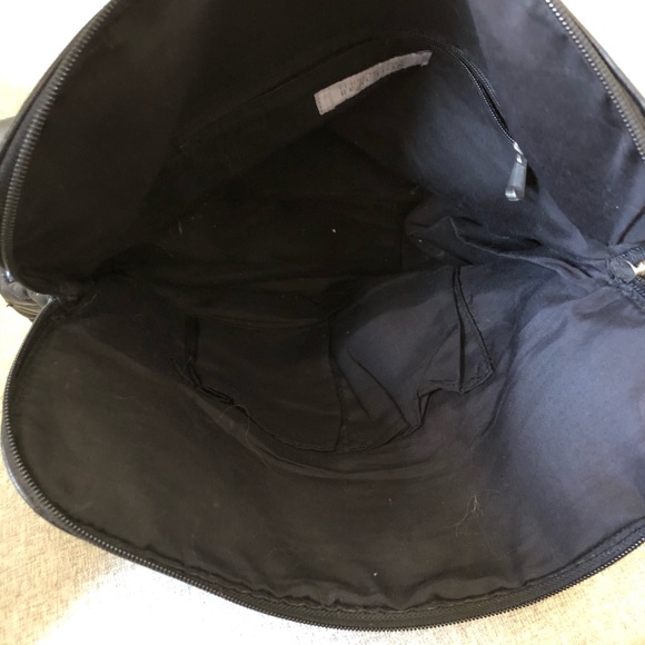 Kenneth Cole handbag - Picture 4 of 10